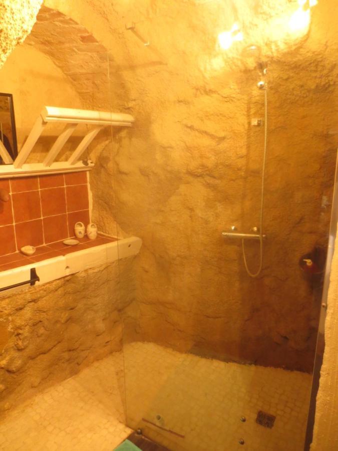 L'Etape Troglo Otel Vouvray Dış mekan fotoğraf